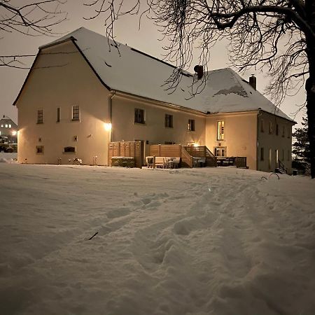 Farmhouse Eckartsberg Im Zittauer Gebirge - Ferienwohnung Mit 2 Schlafzimmern, Terrasse Und Wallbox Mittelherwigsdorf المظهر الخارجي الصورة