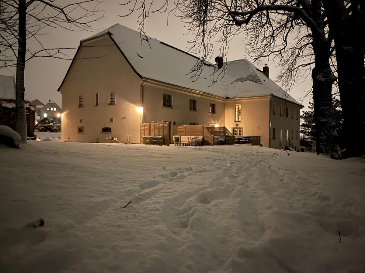 Farmhouse Eckartsberg Im Zittauer Gebirge - Ferienwohnung Mit 2 Schlafzimmern, Terrasse Und Wallbox Mittelherwigsdorf المظهر الخارجي الصورة